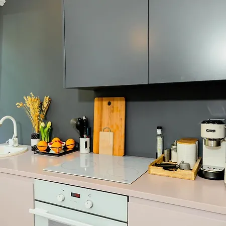 Colobrzeg Elegant Apartamento *
